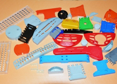 Историческая справка. Пластмасса и ее состав. Виды и свойства пластмасс. Классификация в зависимости о...